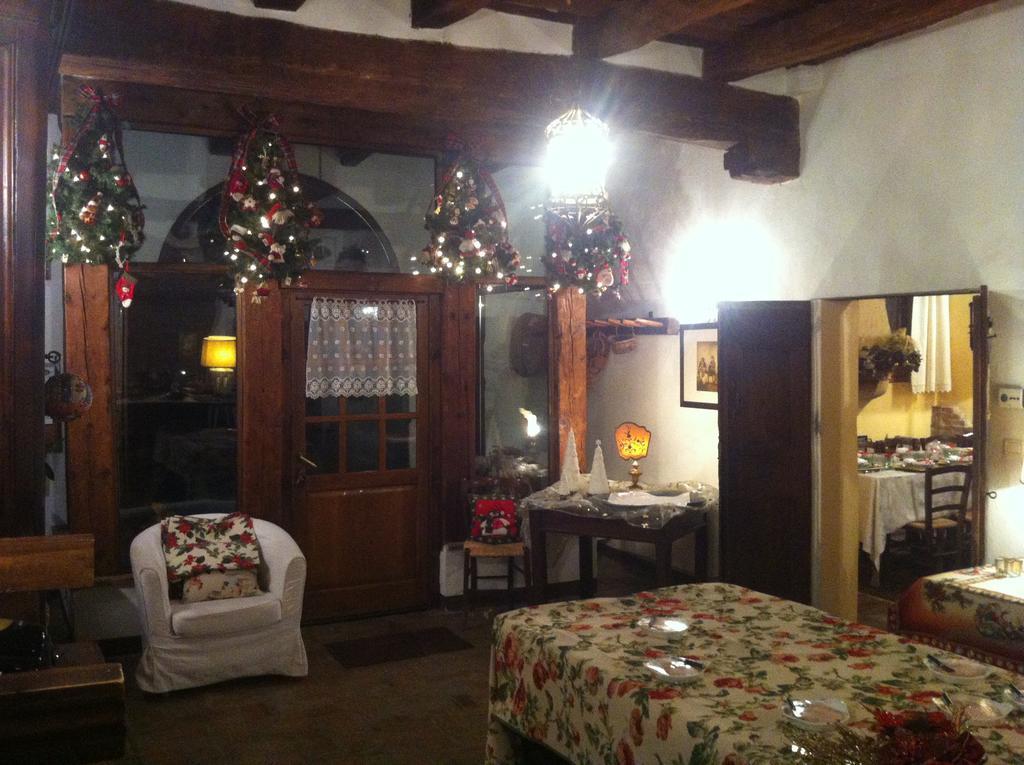פייבה די צ'נטו Agriturismo La Cascinetta מראה חיצוני תמונה
