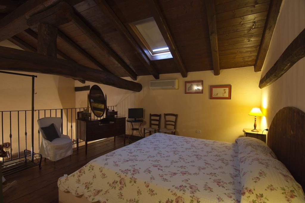 פייבה די צ'נטו Agriturismo La Cascinetta מראה חיצוני תמונה