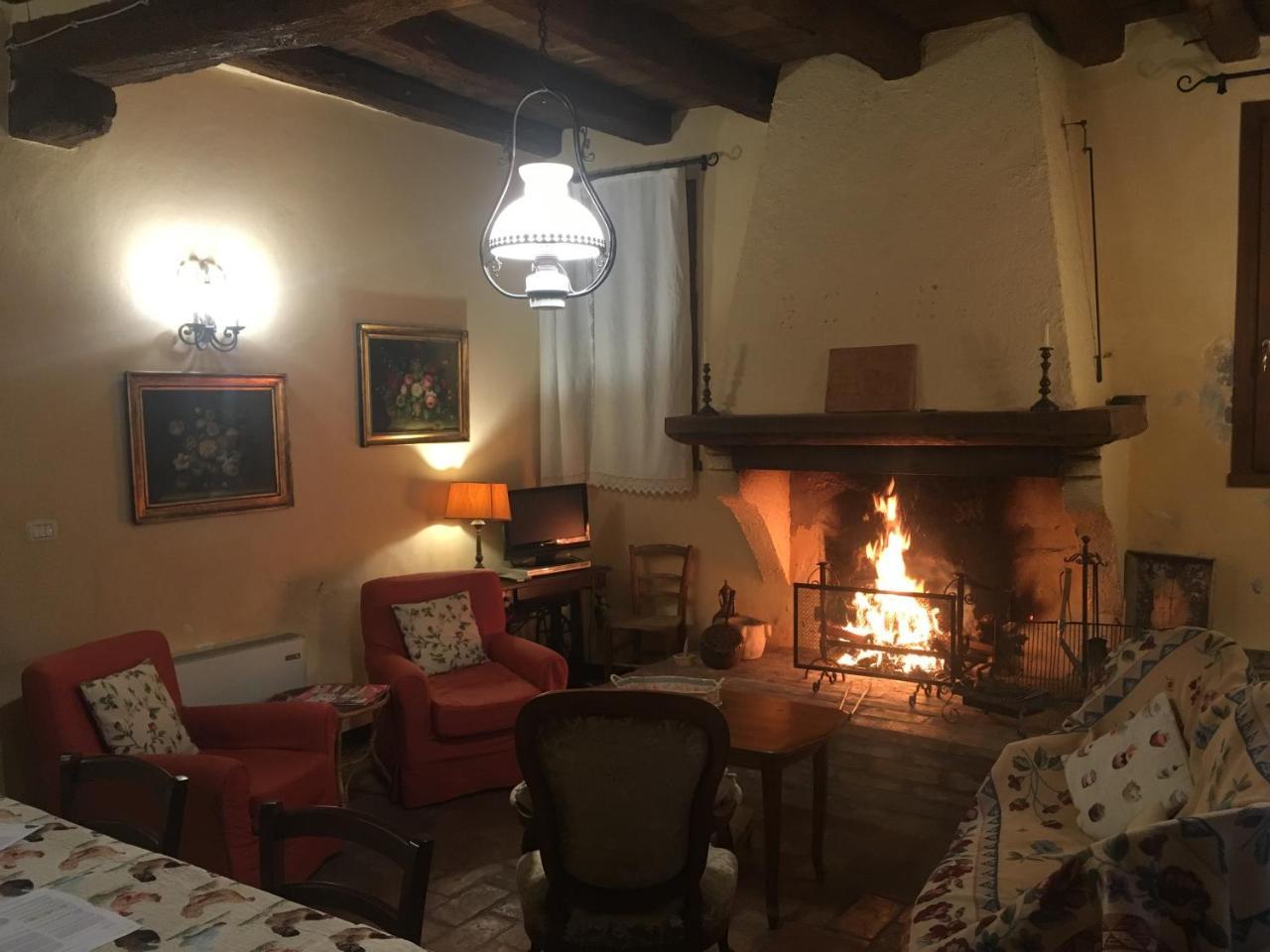 פייבה די צ'נטו Agriturismo La Cascinetta מראה חיצוני תמונה